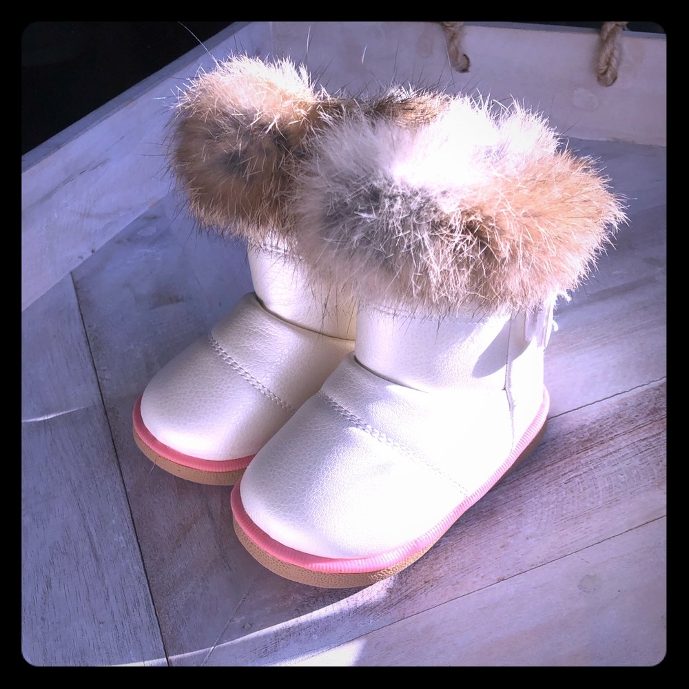 White toddler snow boots